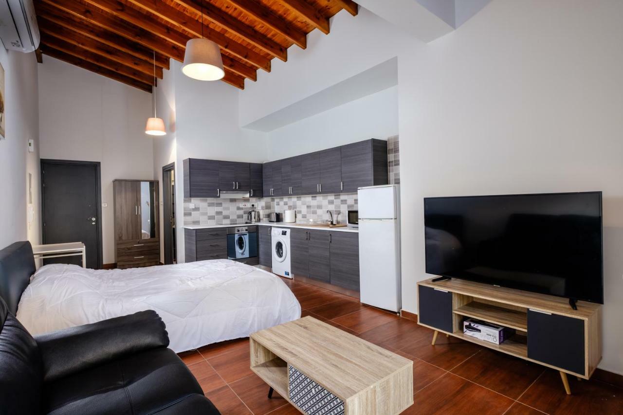 The Loft Studio Larnaca Exterior photo